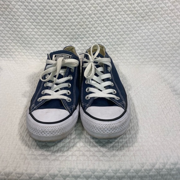 Converse - Picture 1 of 7